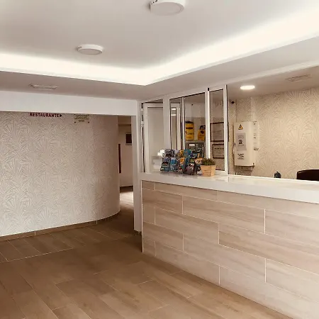 Aguacates * بلايا ديل إنغلز