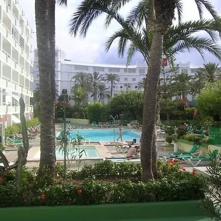 Aguacates * Playa del Inglés